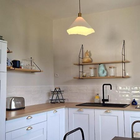 Bel Appartement, 2 Chambres, Parking, Proximite Plage Et Centre Ville トルヴィル＝シュル＝メール エクステリア 写真